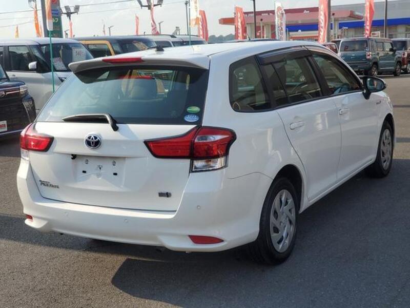 COROLLA FIELDER