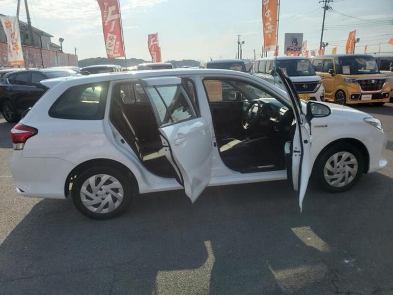 COROLLA FIELDER