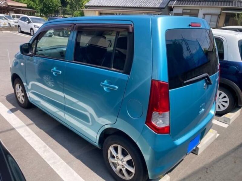 WAGON R