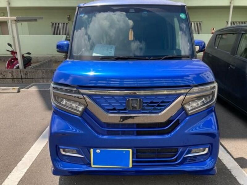 N BOX CUSTOM