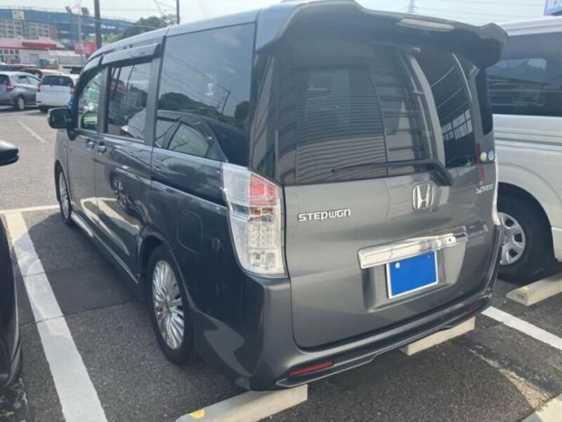 STEPWAGON SPADA