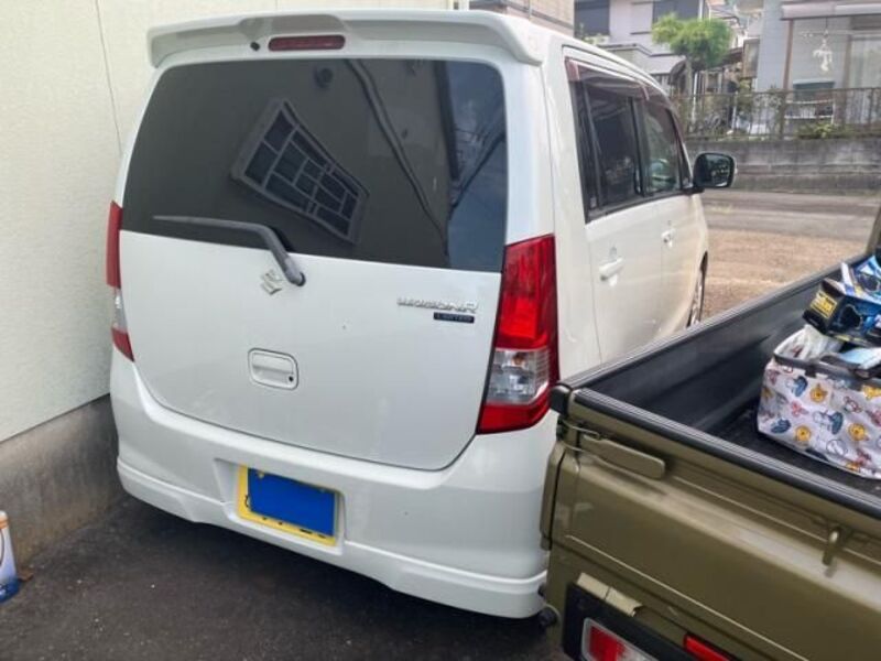 WAGON R