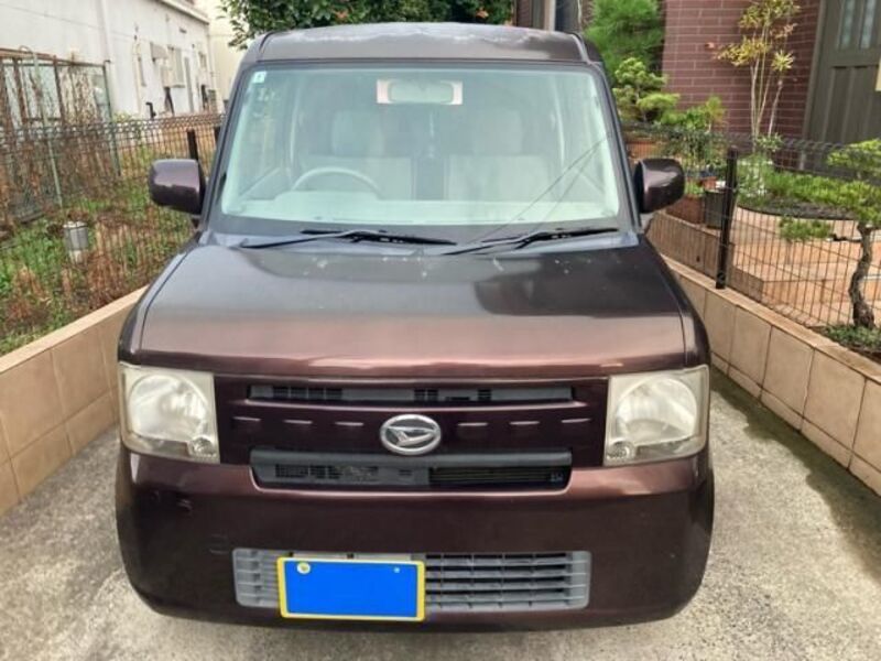 DAIHATSU MOVE CONTE
