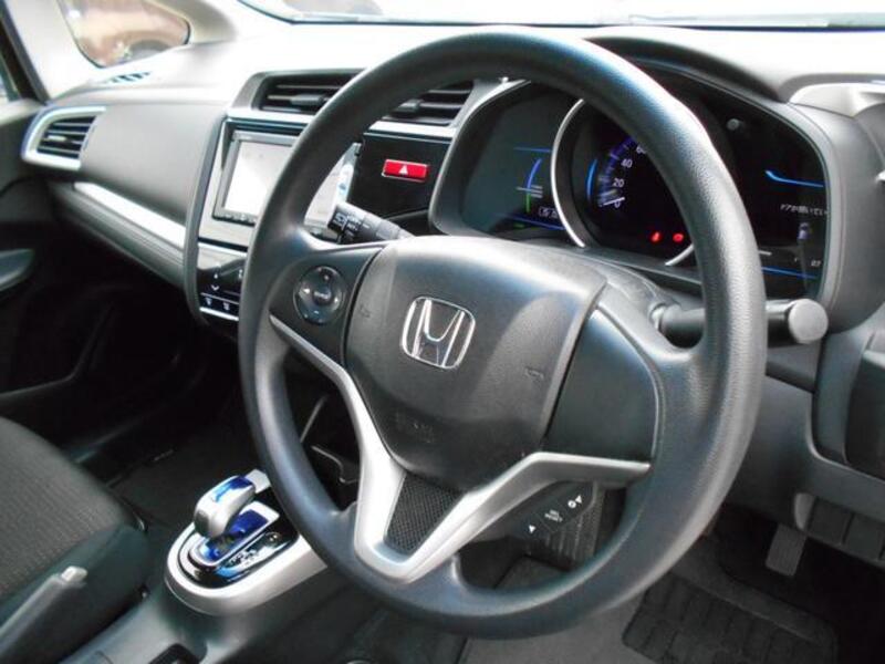 FIT HYBRID