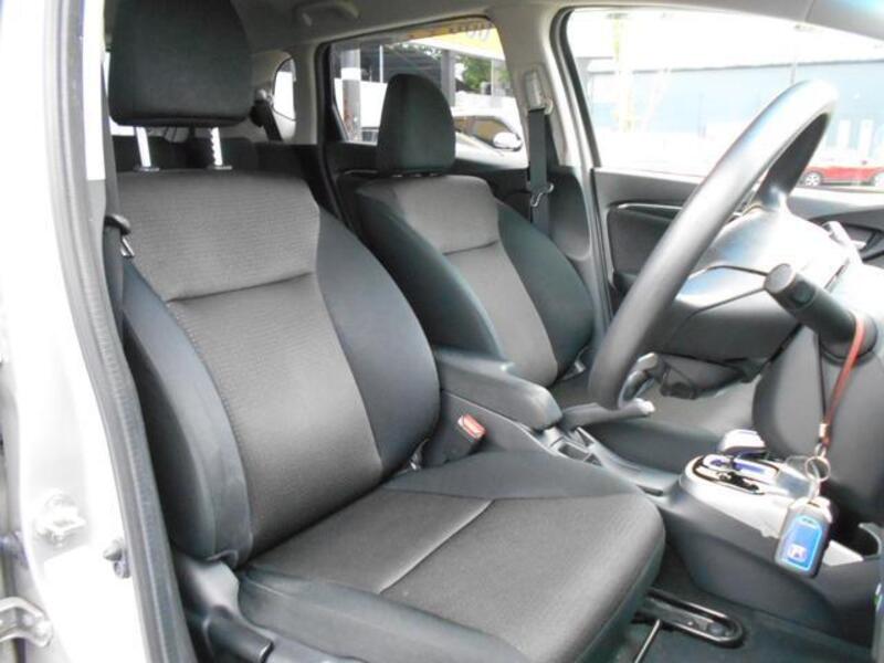 FIT HYBRID