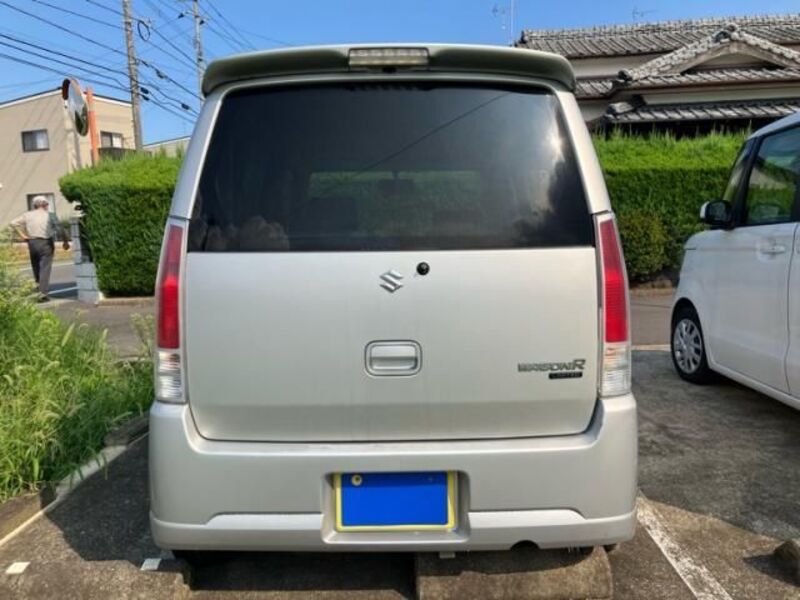 WAGON R