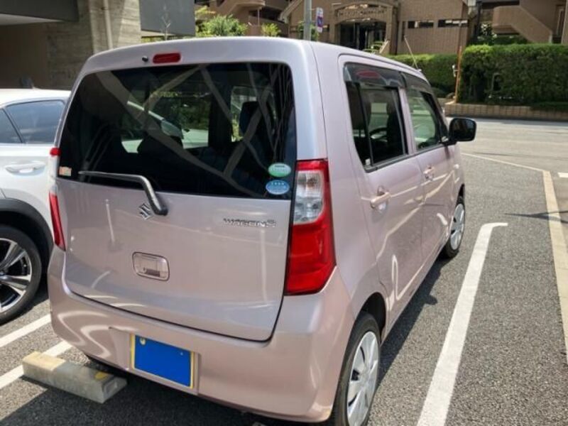 WAGON R