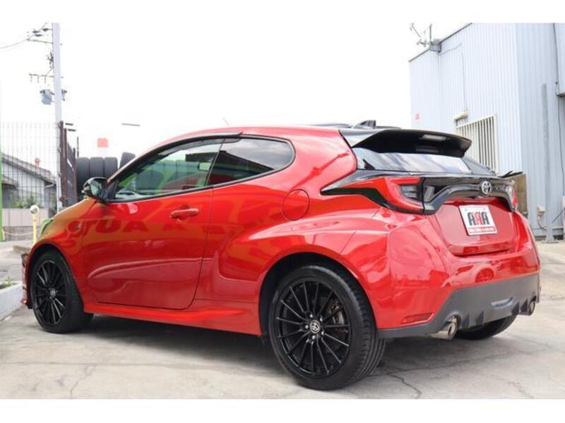 GR YARIS