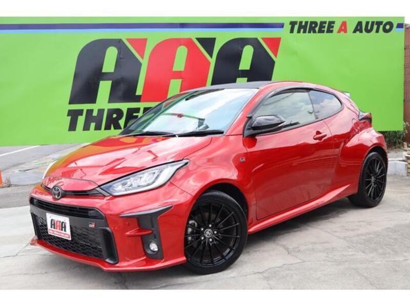 GR YARIS-0