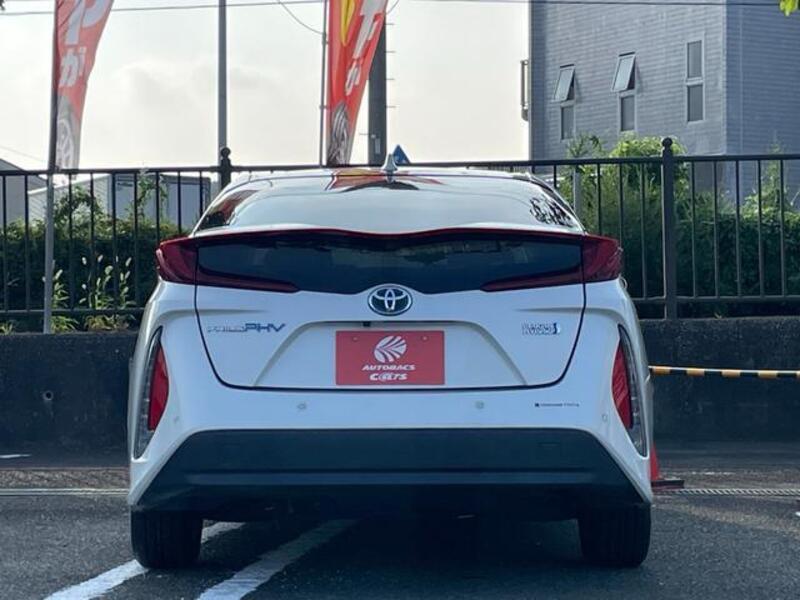 PRIUS PHV