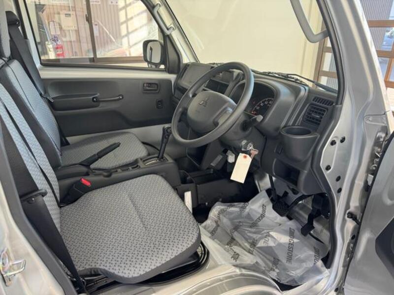 MINICAB TRUCK