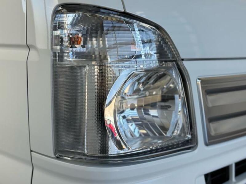 MINICAB TRUCK
