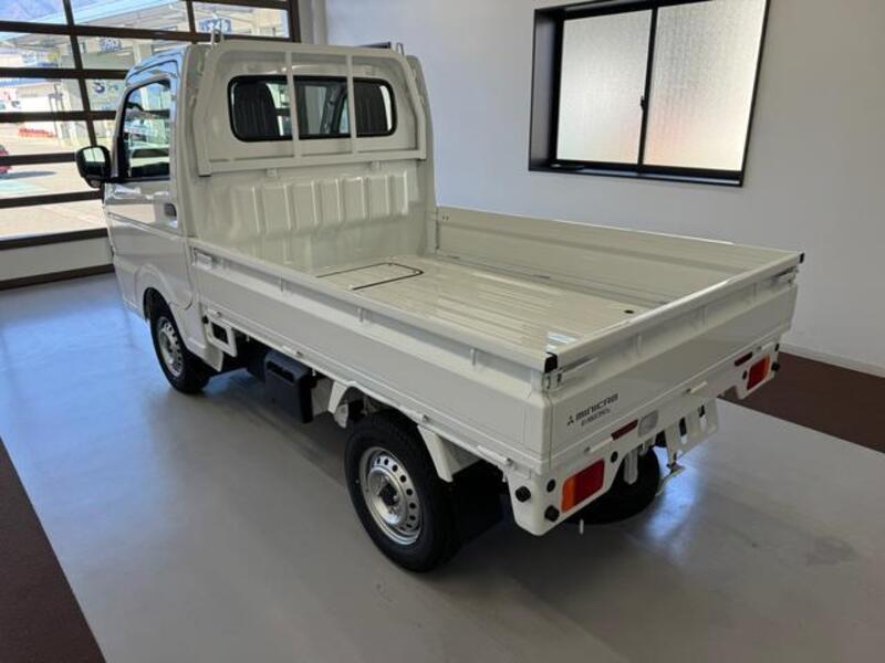 MINICAB TRUCK