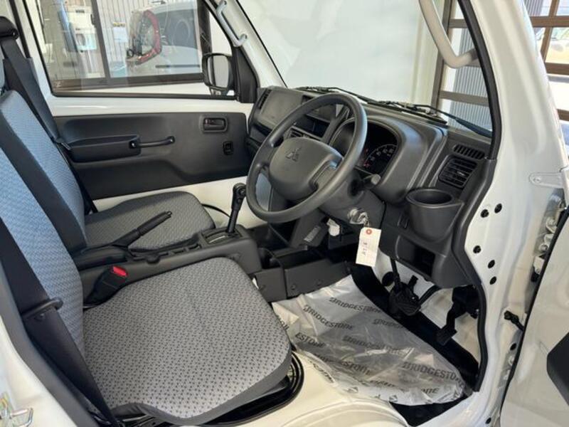MINICAB TRUCK