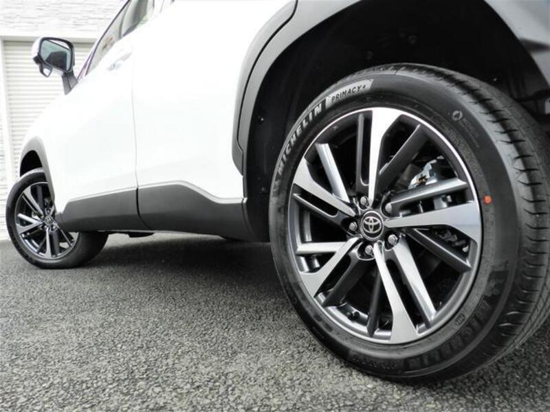 COROLLA CROSS
