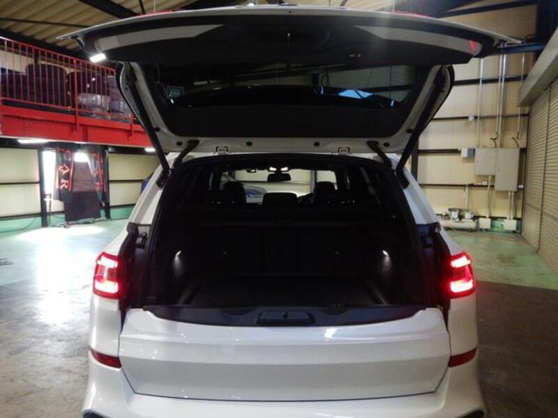 X5