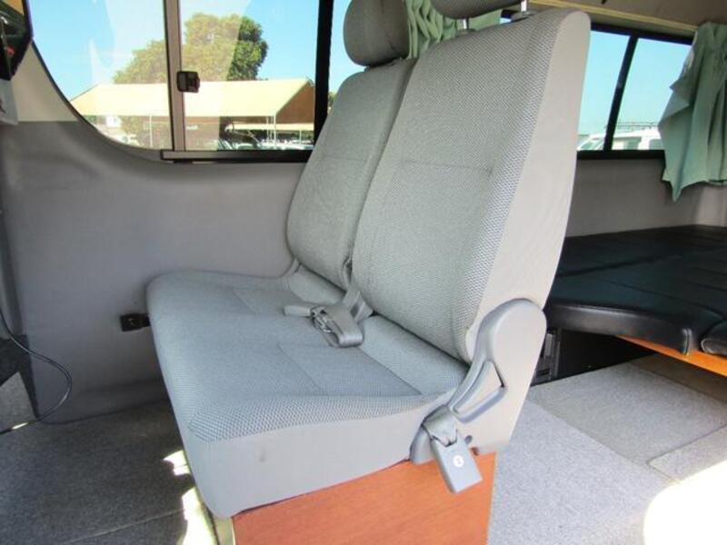 HIACE WAGON