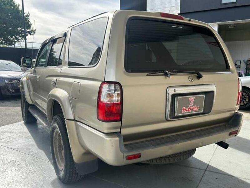 HILUX SURF