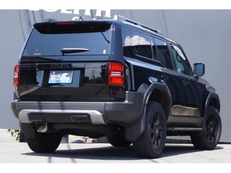 LAND CRUISER 250