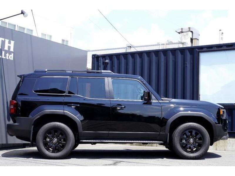 LAND CRUISER 250