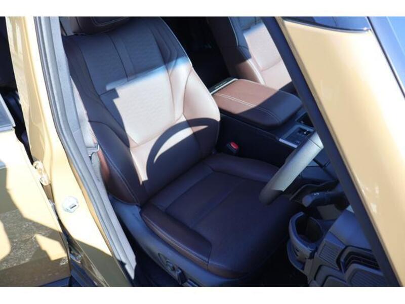 LAND CRUISER 250