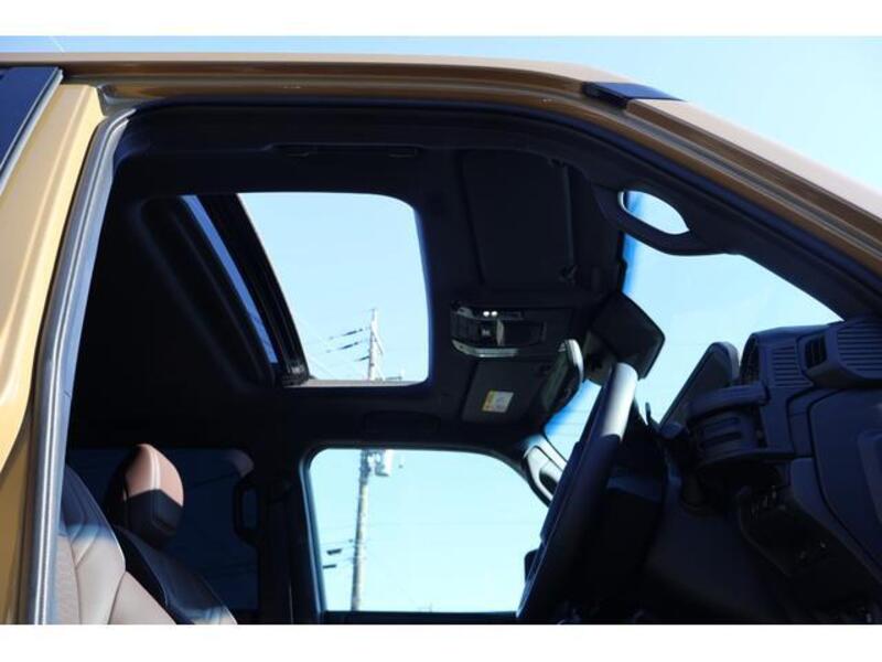 LAND CRUISER 250