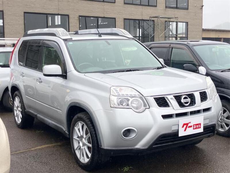 X-TRAIL