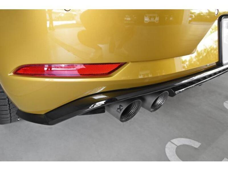 GOLF R