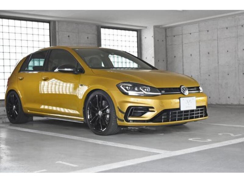 GOLF R