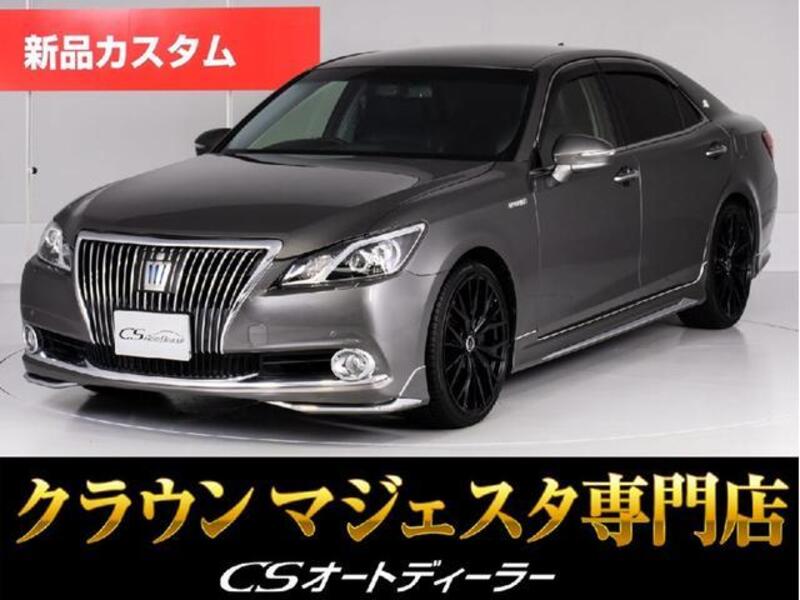 TOYOTA CROWN MAJESTA