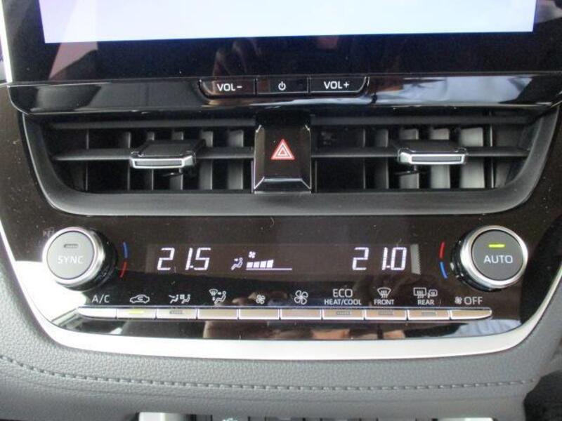 COROLLA CROSS