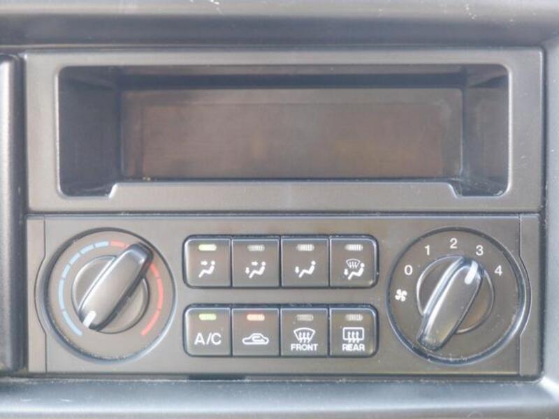 BONGO VAN