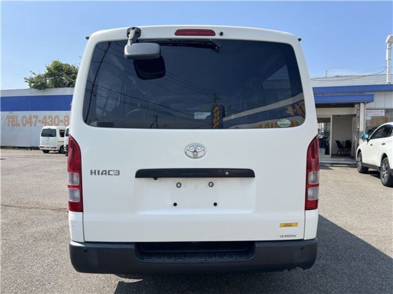 HIACE VAN