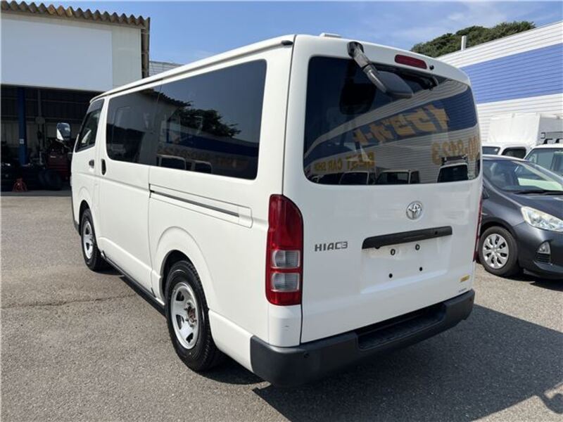 HIACE VAN