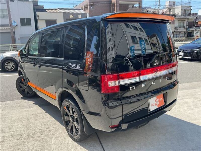 DELICA D5