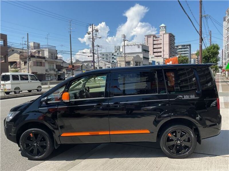 DELICA D5