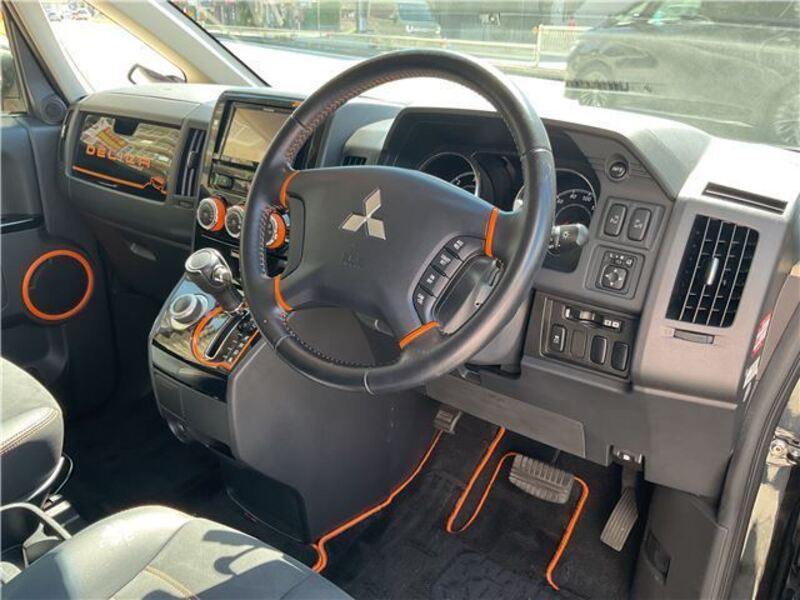 DELICA D5