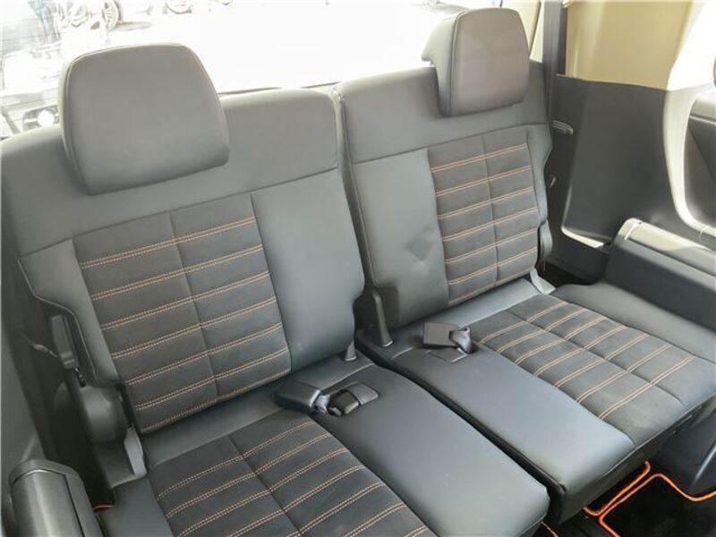 DELICA D5