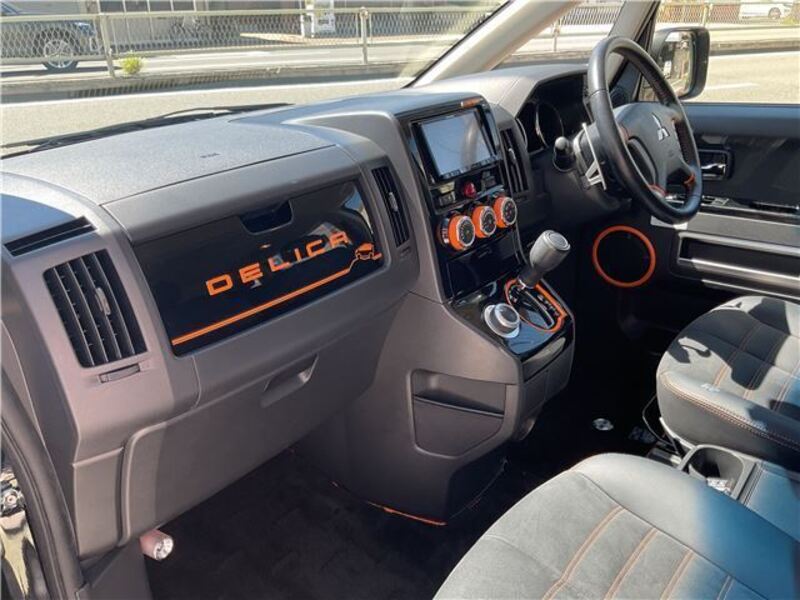 DELICA D5