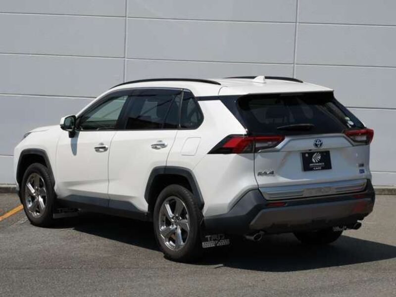 RAV4