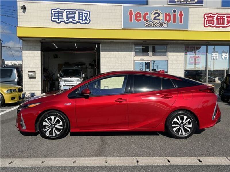 PRIUS PHV