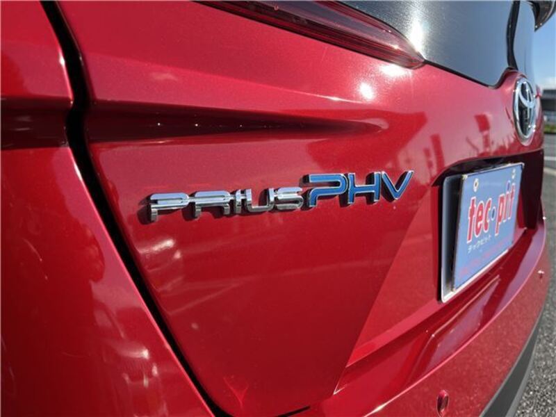 PRIUS PHV