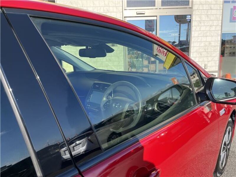 PRIUS PHV