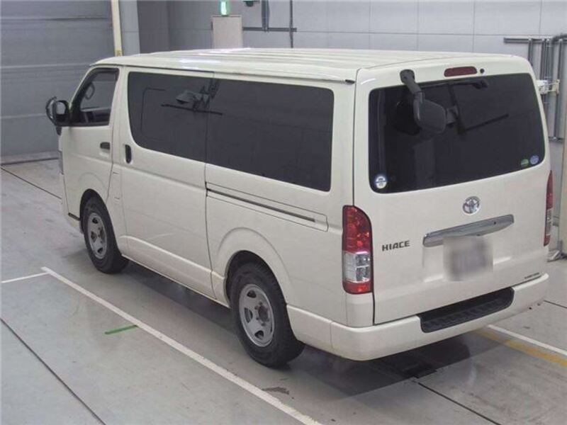 HIACE VAN
