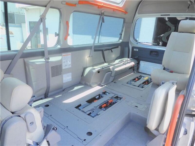 CARAVAN BUS