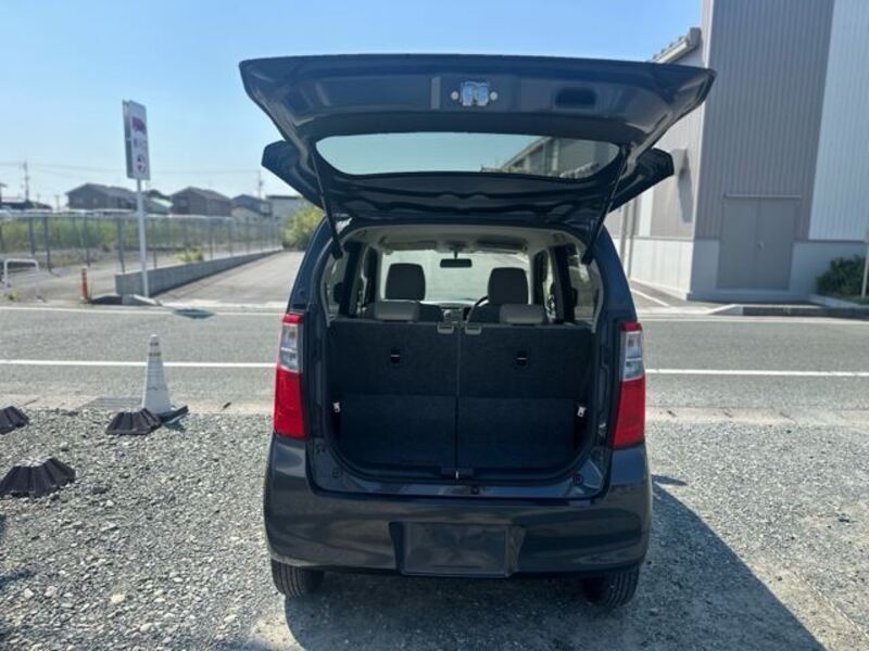 WAGON R