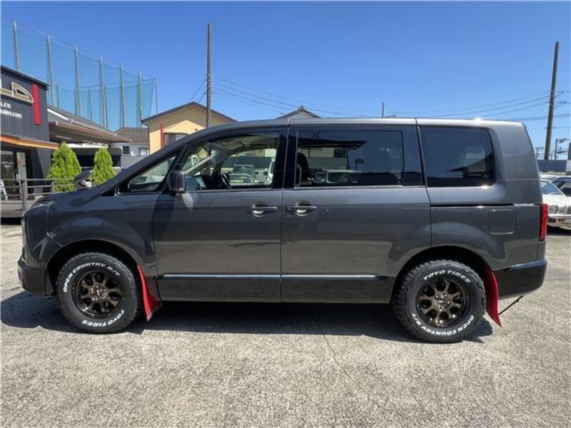 DELICA D5