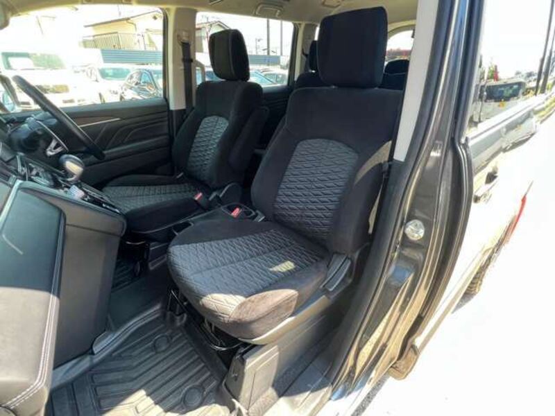 DELICA D5