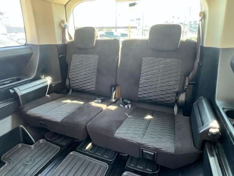 DELICA D5