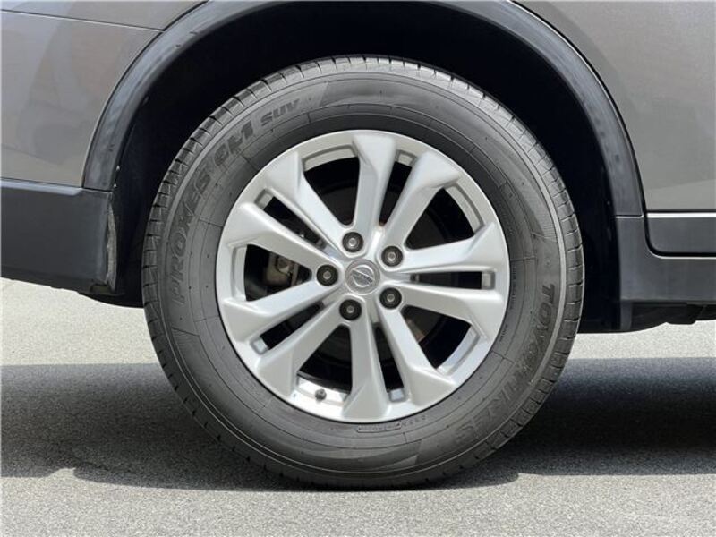 X-TRAIL